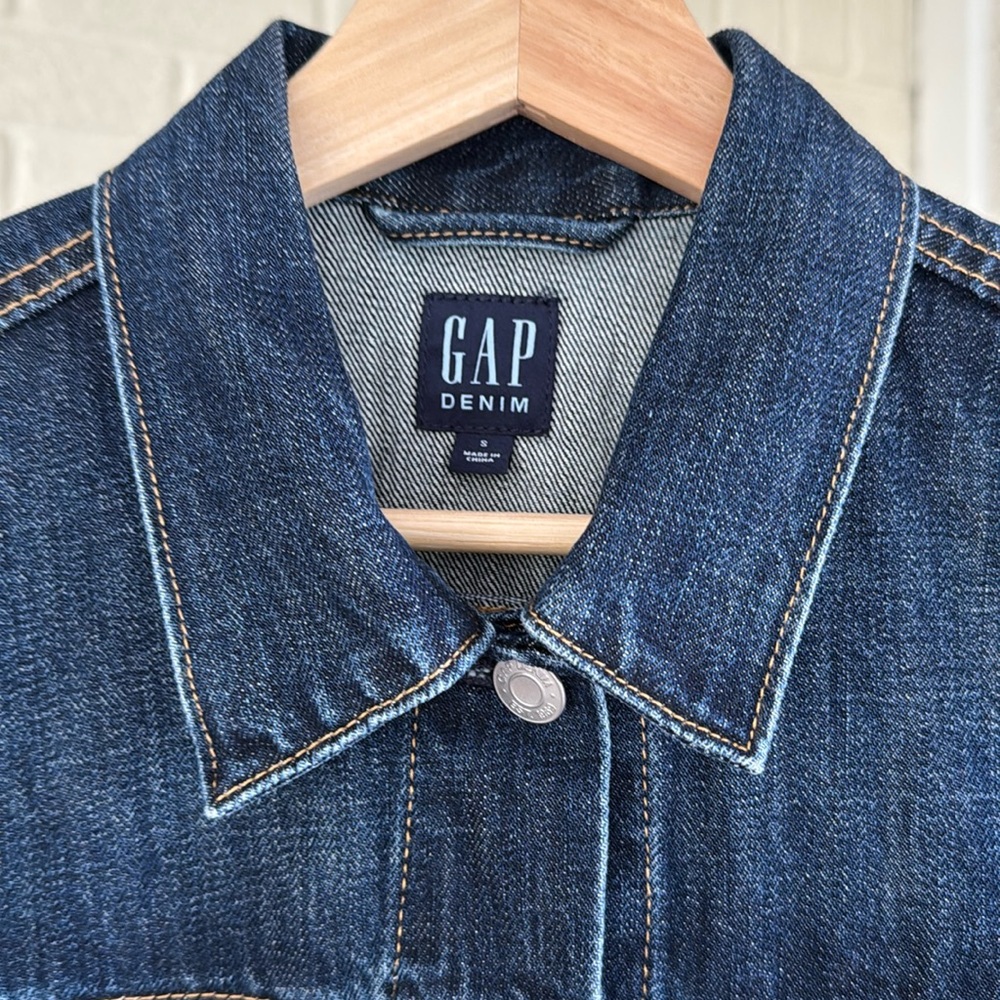 NWT Classic Gap Denim Icon Dark Wash Blue Jean Jacket Women’s Size Small - Picture 4 of 17